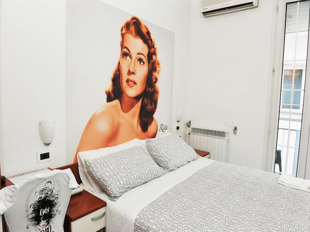 Hotel Lady Rimini Exteriör bild